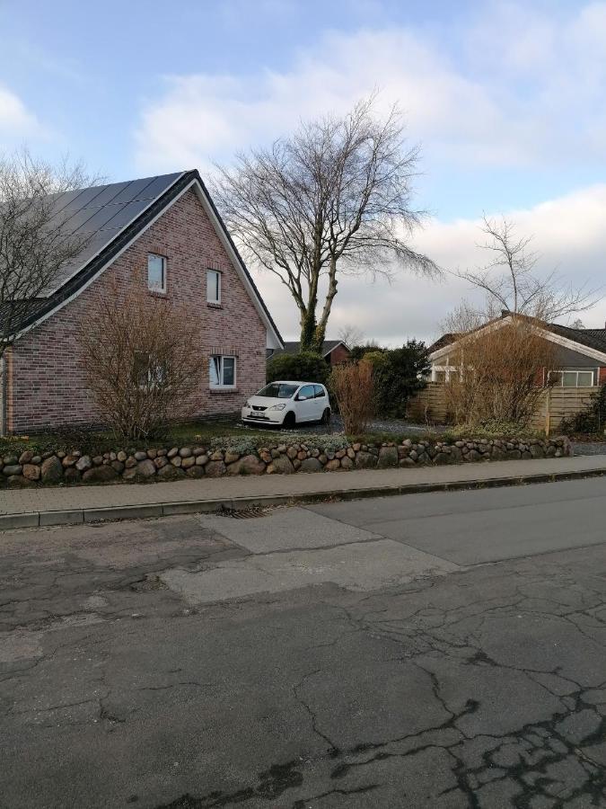 Sharky Ferienwohnung In Bahnhofsnaehe Niebüll Buitenkant foto
